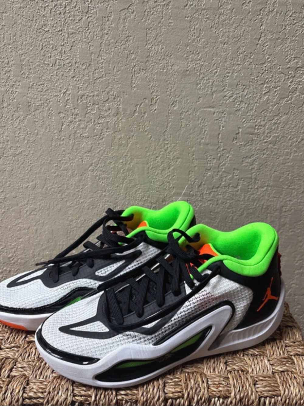 Nike Air Jordan Tatum 1 Home Team Sneakers